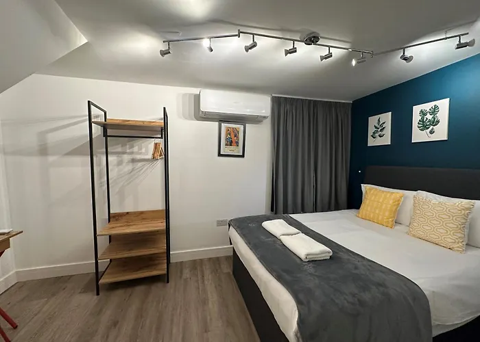 Smart Camden Inn (Adults Only)